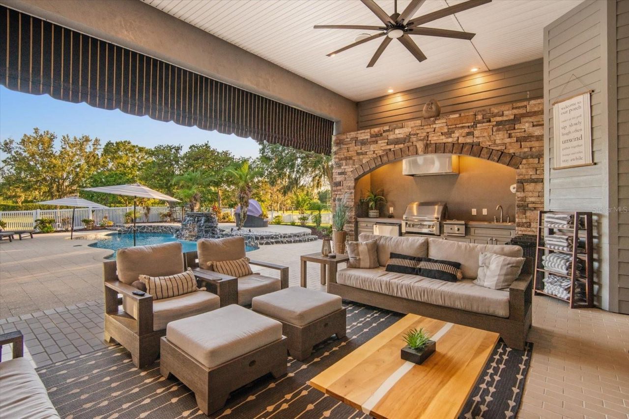 11441 Hammock Oaks Court, Lithia, FL 33547 Photo