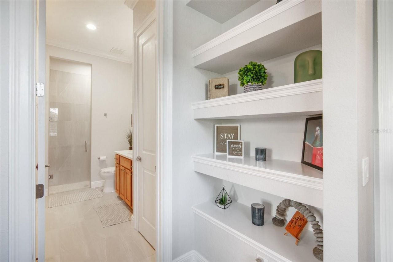 11441 Hammock Oaks Court, Lithia, FL 33547 Photo