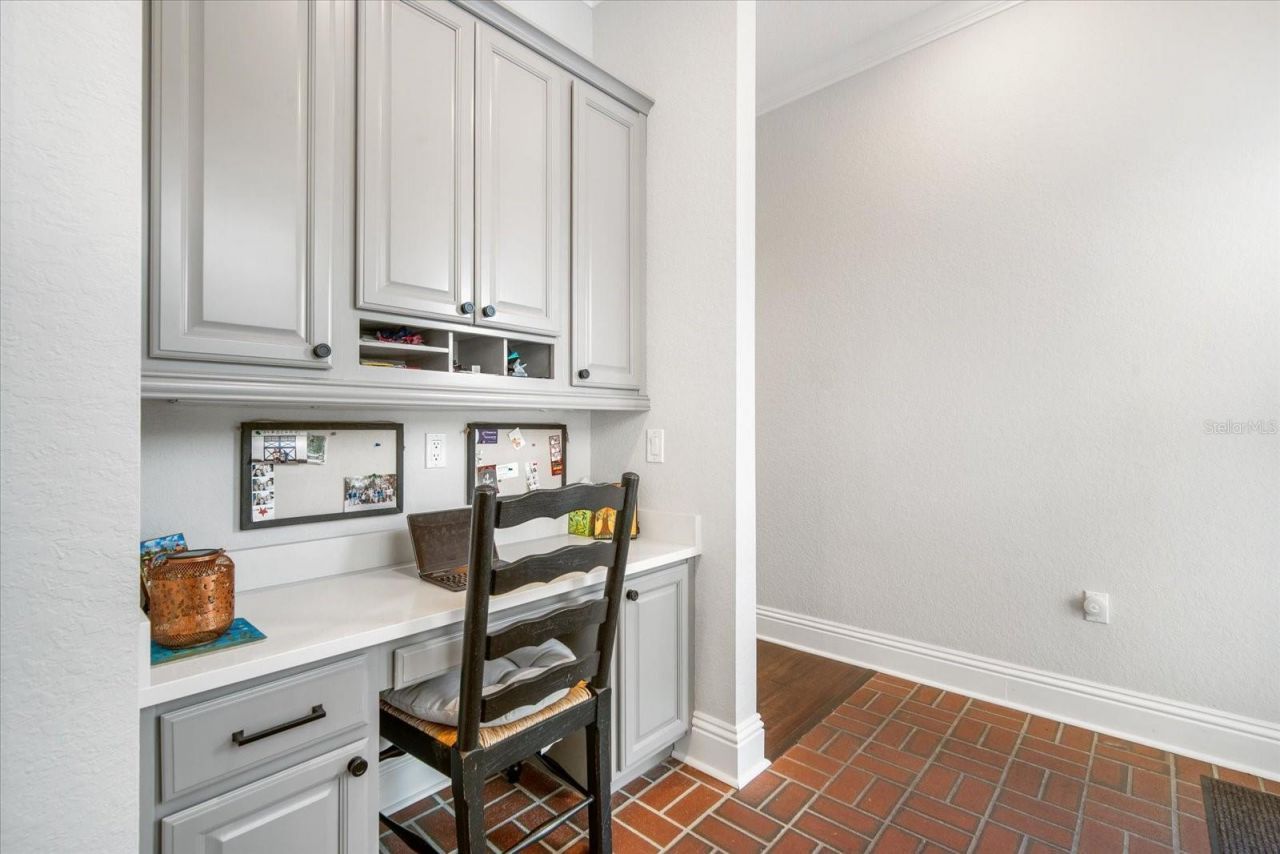 11441 Hammock Oaks Court, Lithia, FL 33547 Photo