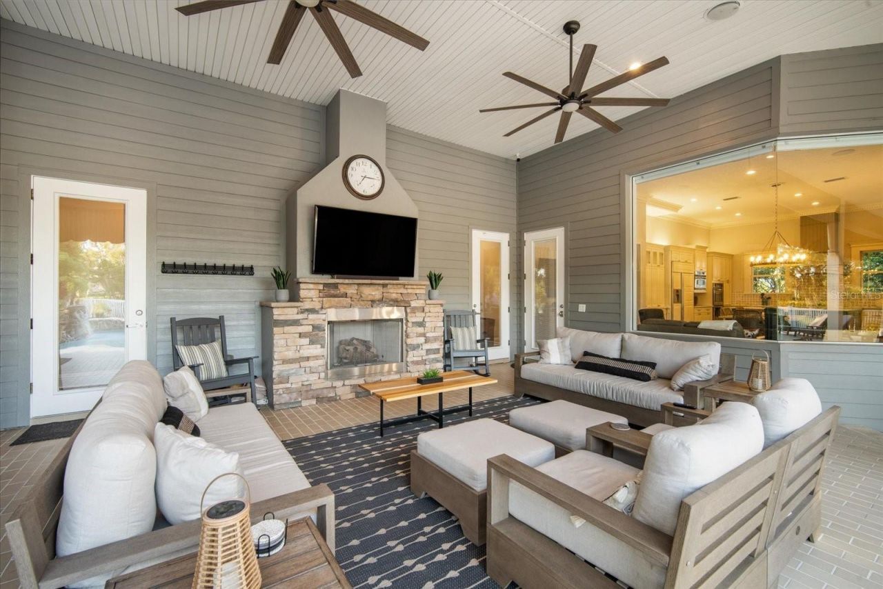 11441 Hammock Oaks Court, Lithia, FL 33547 Photo