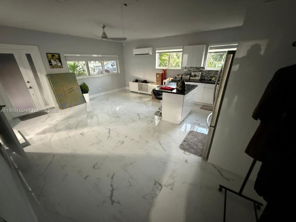 15750 SW 216th St , Miami, FL 33170 Photo