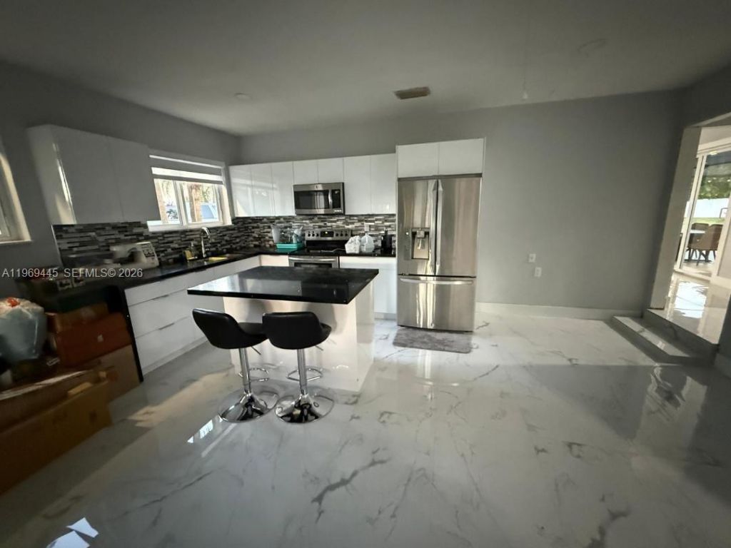 15750 SW 216th St , Miami, FL 33170 Photo