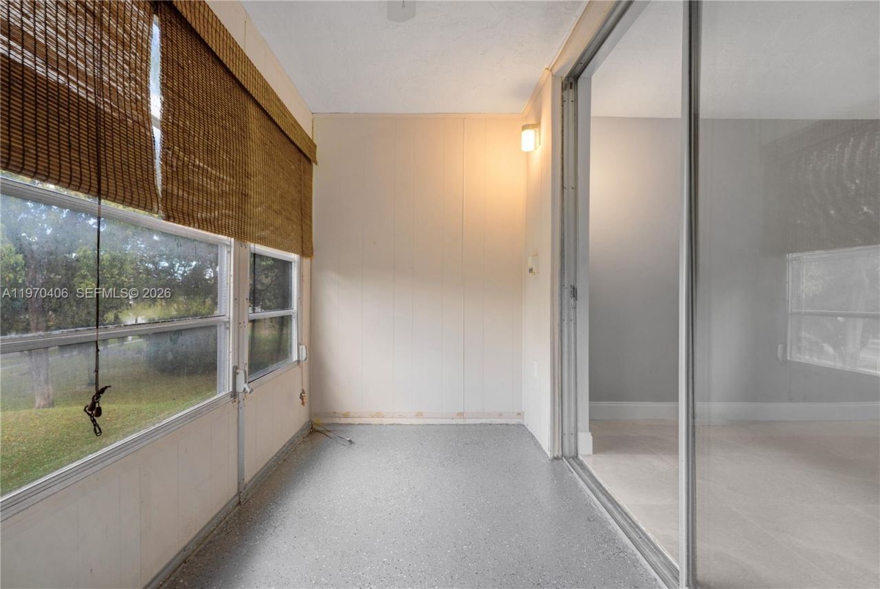 7100 NW 17th St, Unit 305, Plantation, FL 33313 Photo