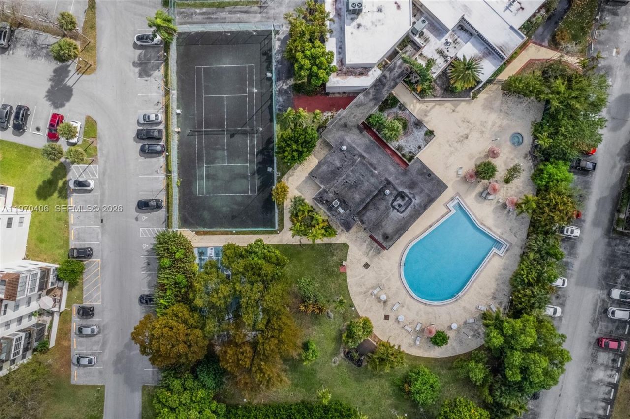 7100 NW 17th St, Unit 305, Plantation, FL 33313 Photo