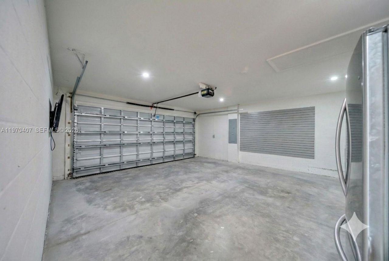 1105 NW 24th Pl, Cape Coral, FL 33993 Photo