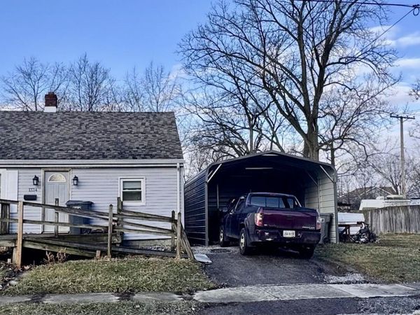 1334 S Central Avenue, Lima, OH 45804