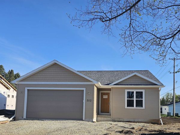 512 Village Lane, Ripon, WI 54971