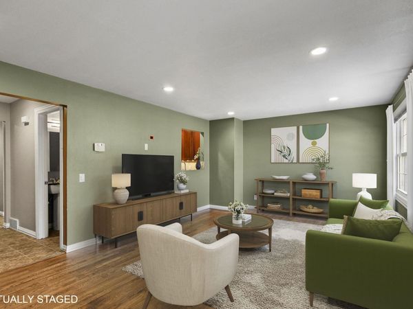 1309 Tompkins Drive, Unit D, Madison, WI 53716