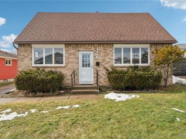 120 Dartwood Drive, Buffalo, NY 14227