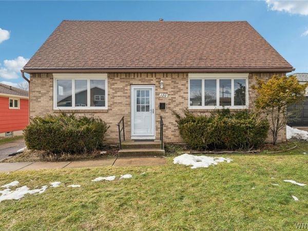 120 Dartwood Drive, Buffalo, NY 14227