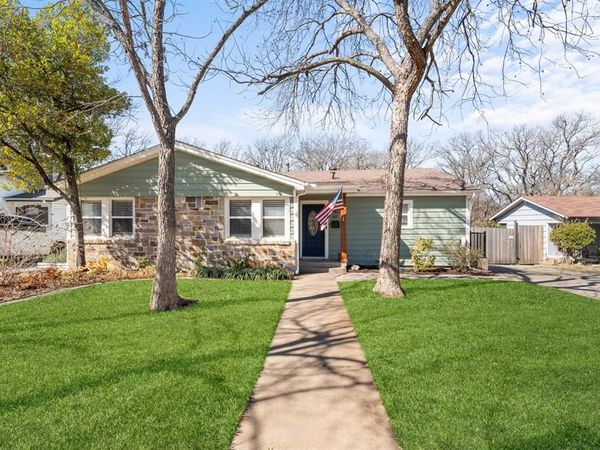 1812 Junius Street, Fort Worth, TX 76103