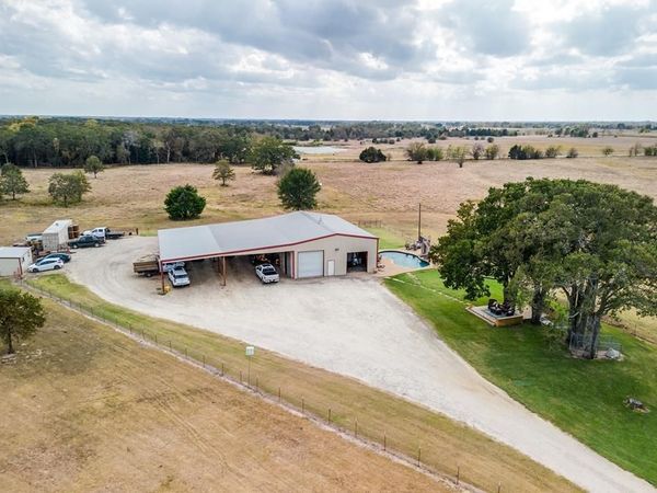800 Vz County Road 2807 , Mabank, TX 75147