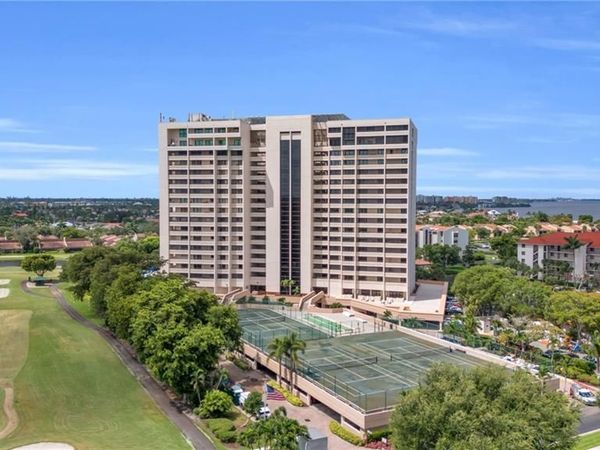 5260 S Landings DR, Unit 602, FORT MYERS, FL 33919