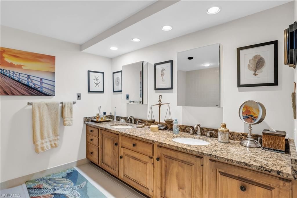 5260 S Landings Dr, Unit 602, Fort Myers, FL 33919 Photo