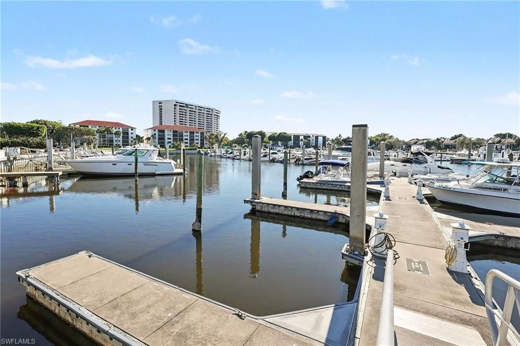 5260 S Landings Dr, Unit 602, Fort Myers, FL 33919 Photo