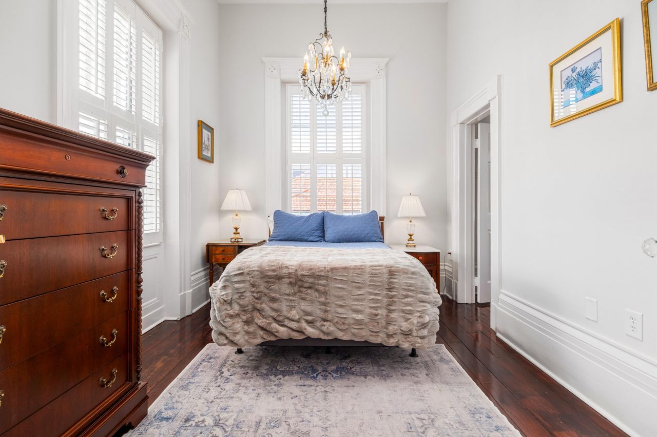 214 Calhoun Street Photo 18