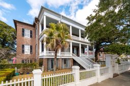 214 Calhoun Street photo 4