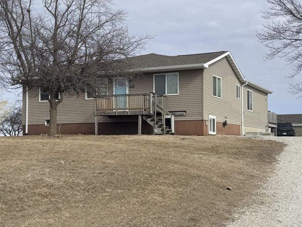 2004 295th Avenue, Fort Madison, IA 52627