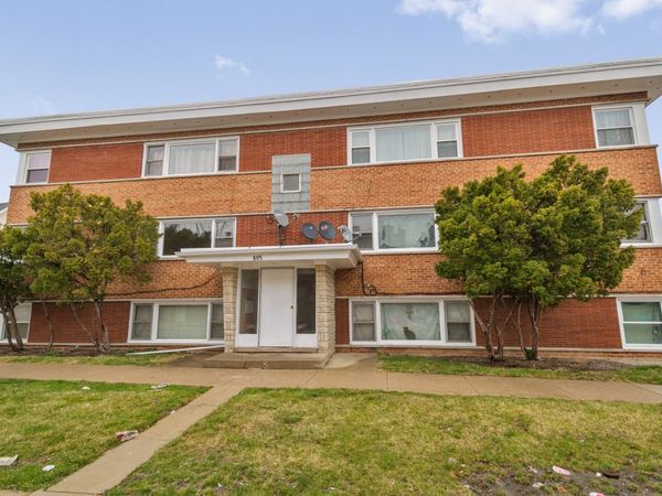 805 N 22nd Avenue, Unit 5, Melrose Park, IL 60160