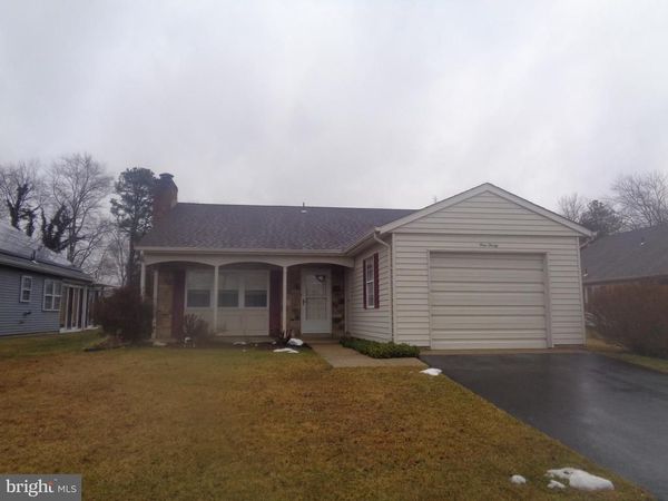 130 DORCHESTER DRIVE, SOUTHAMPTON, NJ 08088