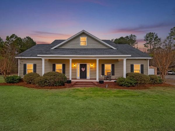 374 Brunson Spring Rd., Galivants Ferry, SC 29544