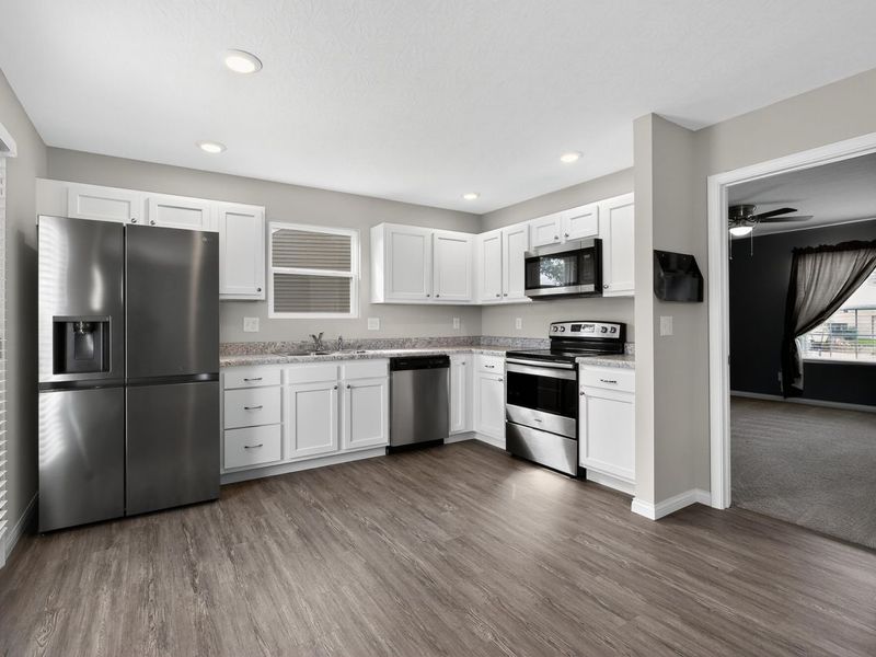 931 Shadowridge Drive, Elsmere, KY 41018 Photo 3