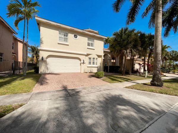 12431 SW 1st Street, Plantation, FL 33325