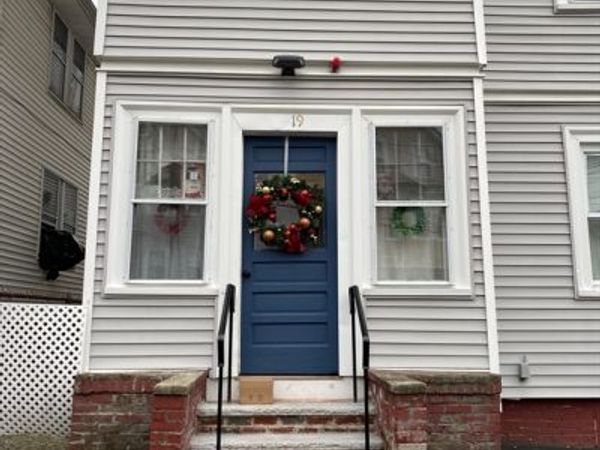 19 Summit Ave, Unit 2, Everett, MA 02149