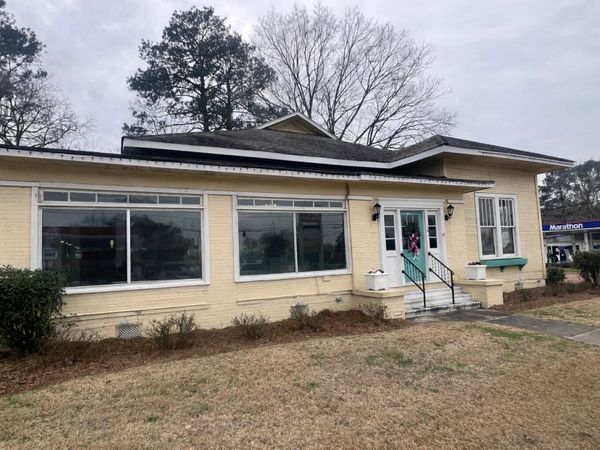 101 S Fir Ave., Collins, MS 39428