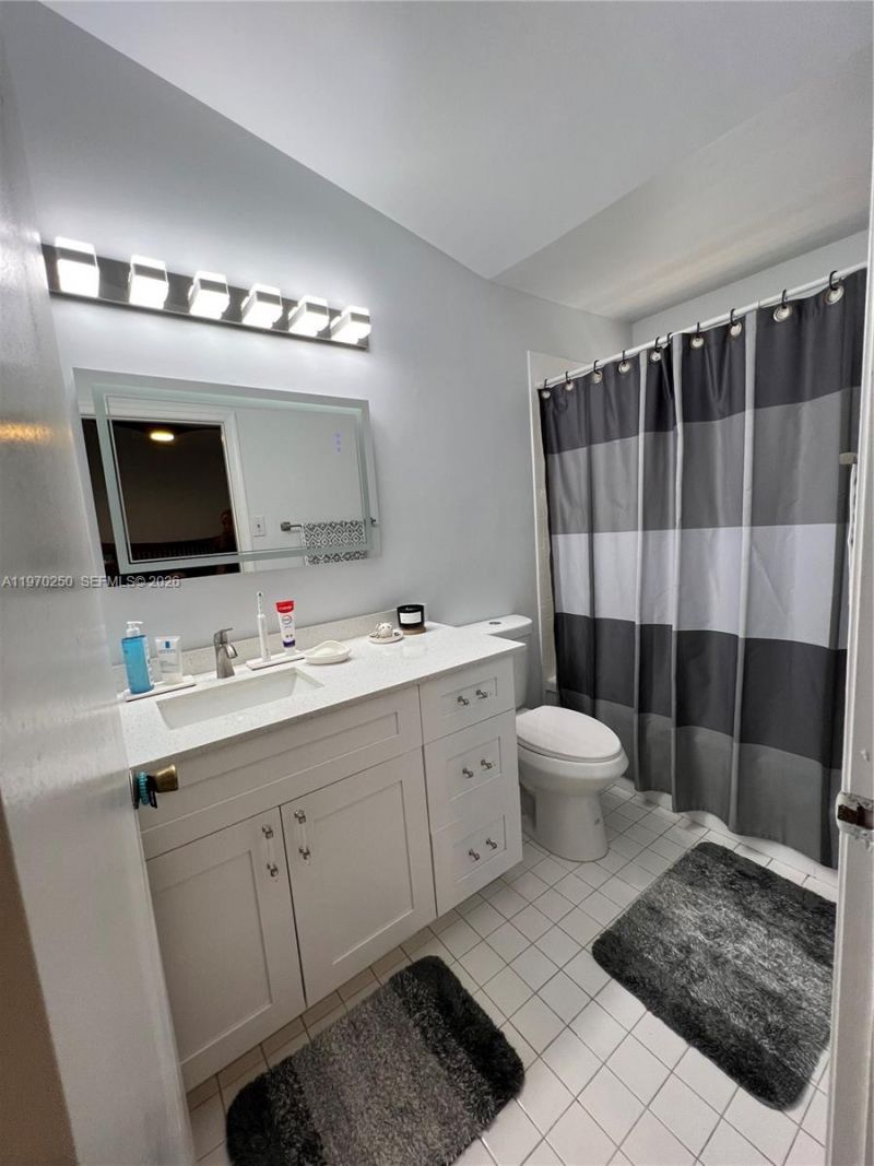 5214 NW 190th St, Miami Gardens, FL 33055 Photo