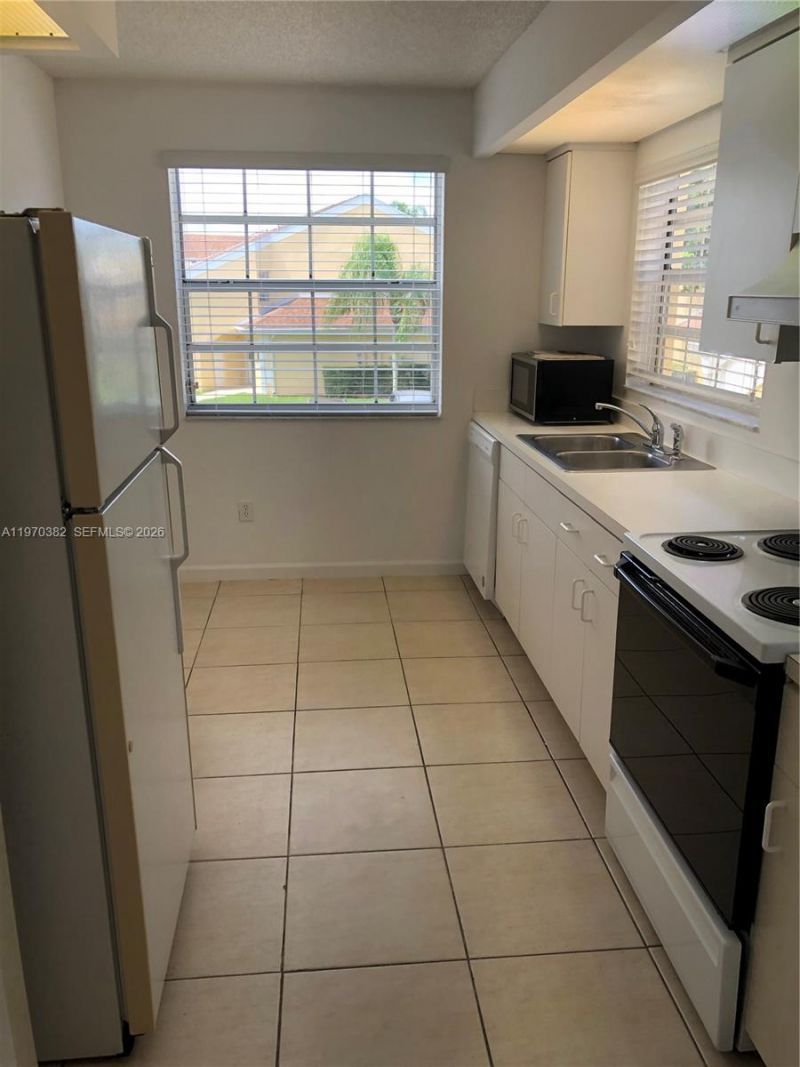 2268 SE 27th Dr , Unit 202-7F, Homestead, FL 33035 Photo