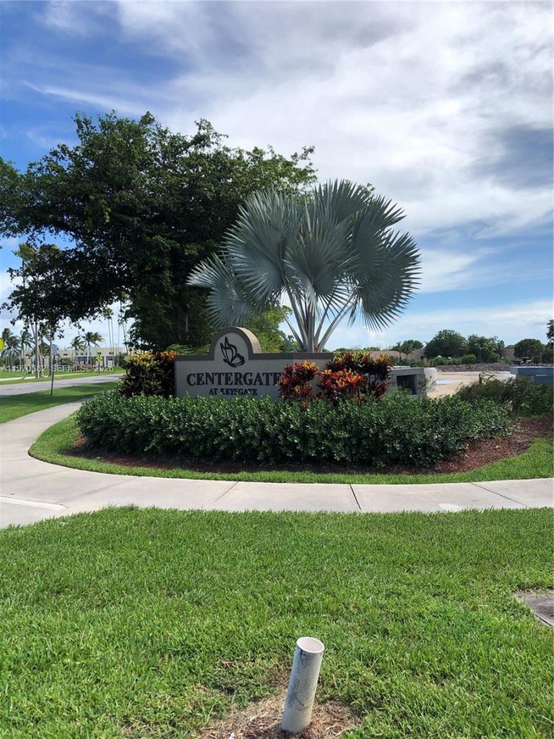2268 SE 27th Dr , Unit 202-7F, Homestead, FL 33035 Photo
