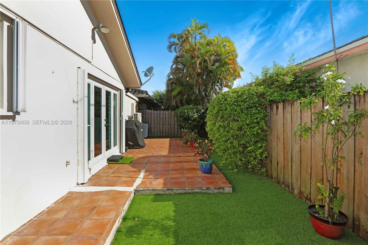 11371 SW 146th Ct, Miami, FL 33186 Photo