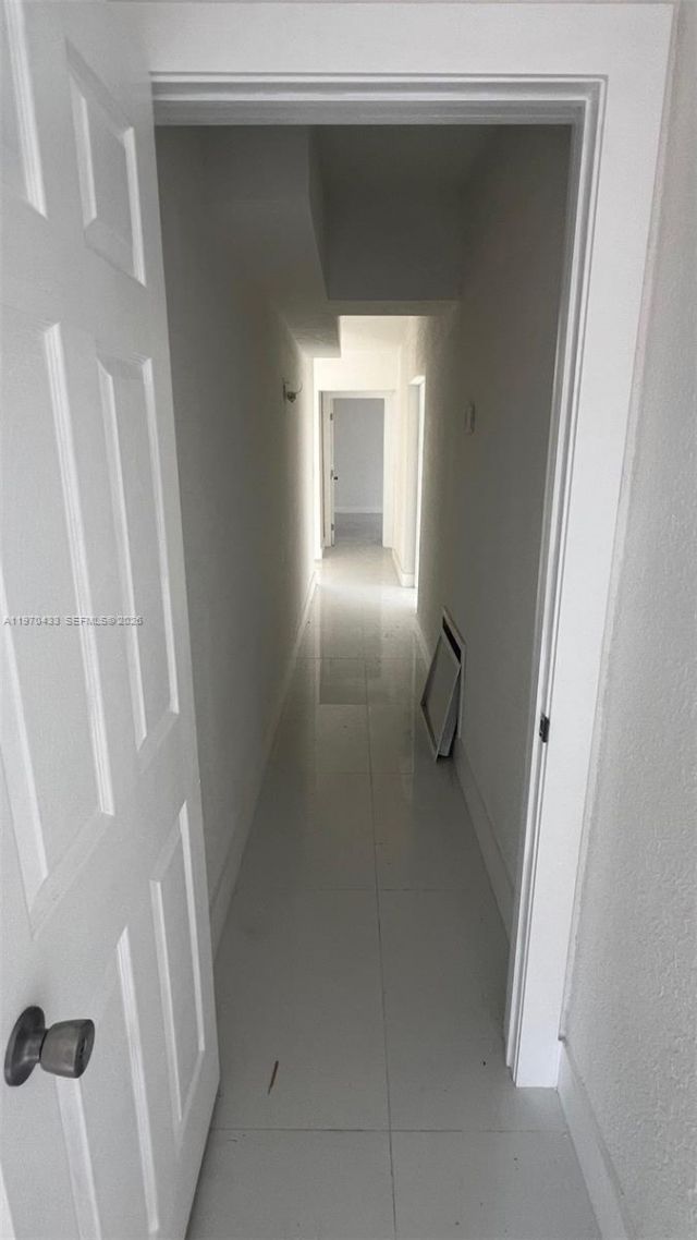 1980 NE 185th Ter, North Miami Beach, FL 33179 Photo
