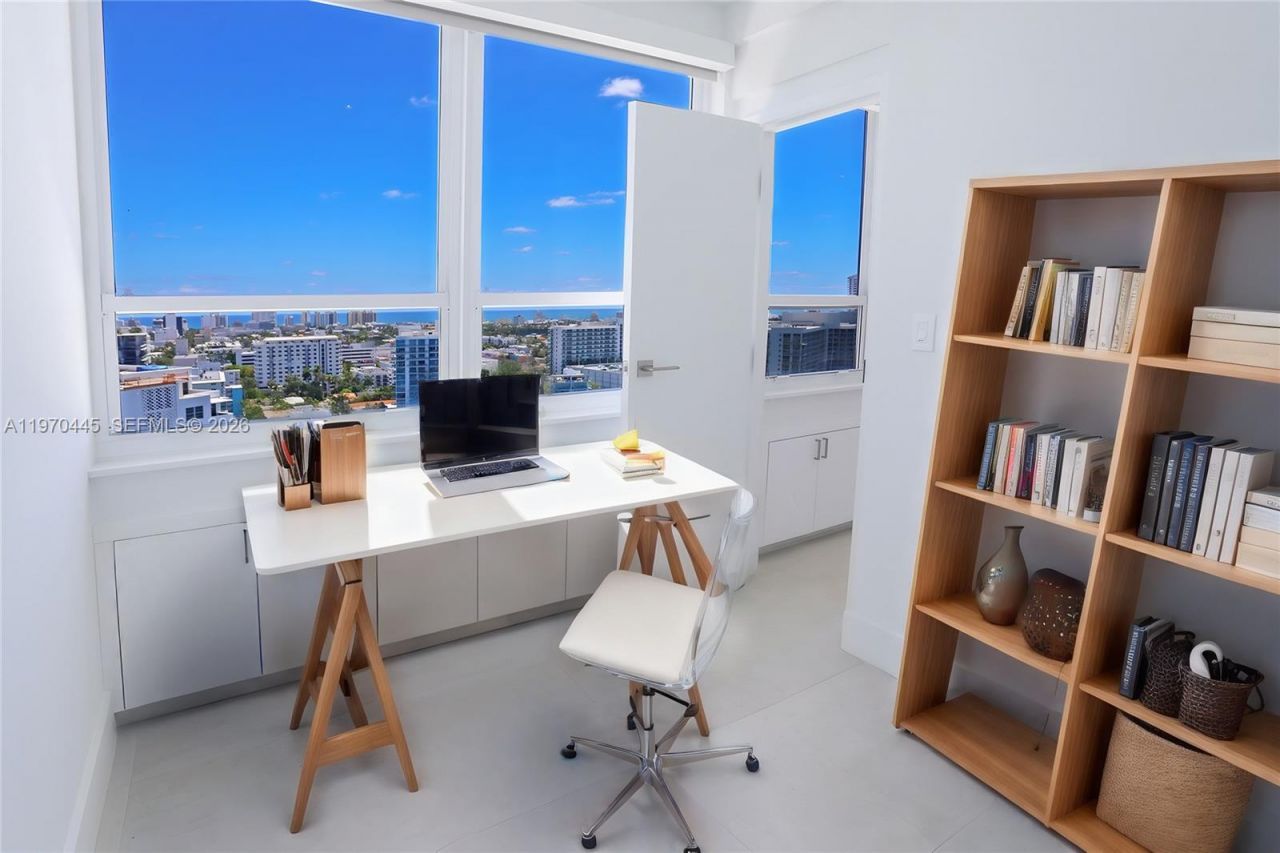 11 Island Ave, Unit PH8, Miami Beach, FL 33139 Photo