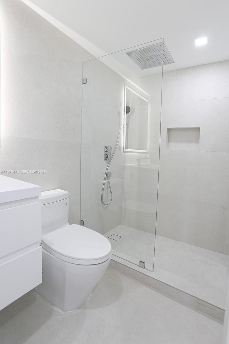 11 Island Ave, Unit PH8, Miami Beach, FL 33139 Photo
