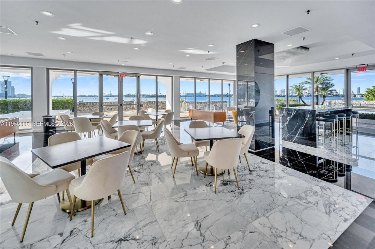 11 Island Ave, Unit PH8, Miami Beach, FL 33139 Photo