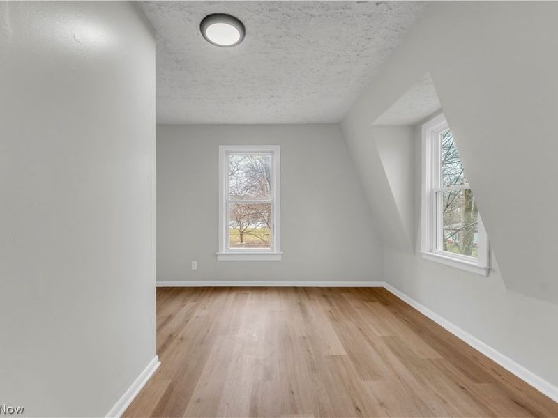 242 Orchard Avenue, Cuyahoga Falls, OH 44221 Photo 12