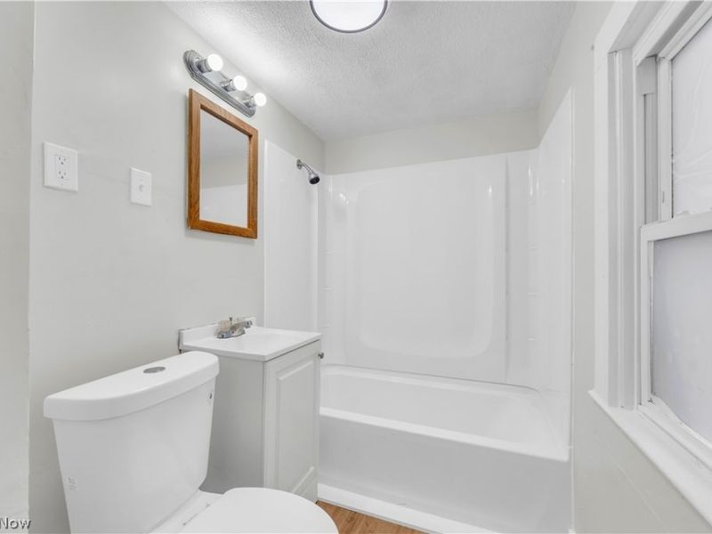 242 Orchard Avenue, Cuyahoga Falls, OH 44221 Photo 26