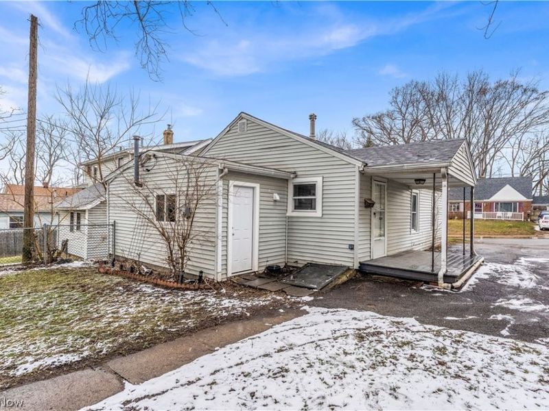 242 Orchard Avenue, Cuyahoga Falls, OH 44221 Photo 32