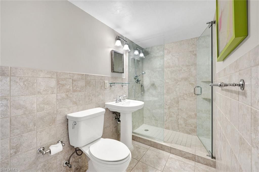 1 Bluebill Ave, Unit 409, Naples, FL 34108 Photo