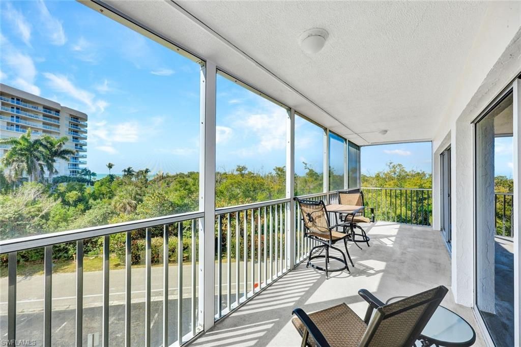 1 Bluebill Ave, Unit 409, Naples, FL 34108 Photo