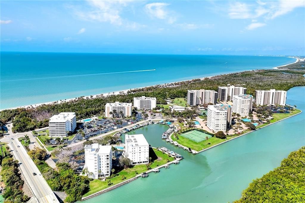 1 Bluebill Ave, Unit 409, Naples, FL 34108 Photo