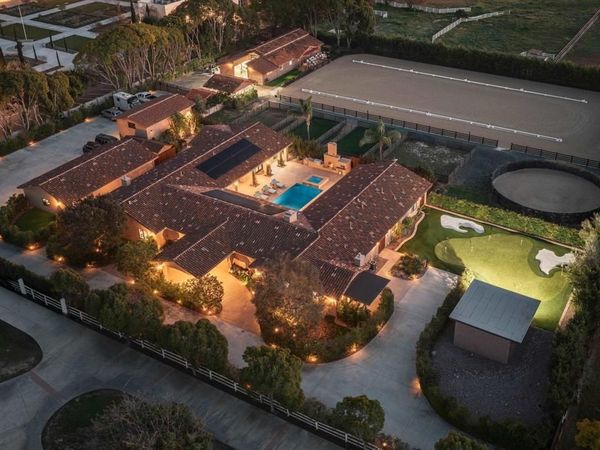 15731 Via De Santa Fe, Rancho Santa Fe, CA 92067