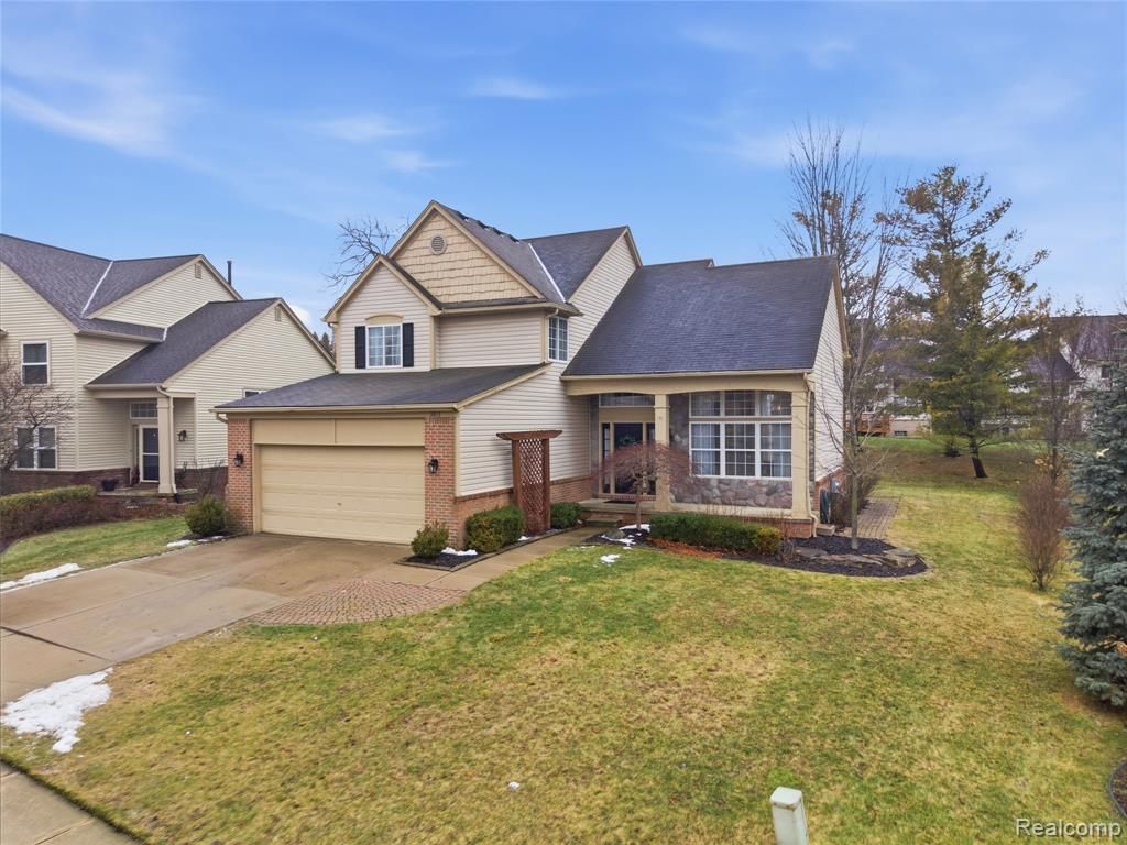3613 Briarbrooke Lane, Oakland Township, MI 48306 Main Photo