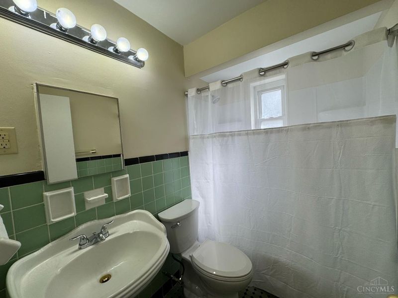 2507 Kellerman Avenue, Golf Manor, OH 45237 Photo 14