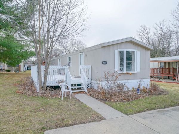 611 E Wood Lane, BELVIDERE, IL 61008