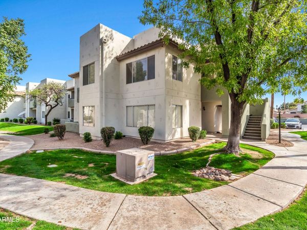 1825 W RAY Road, Unit 2072, Chandler, AZ 85224