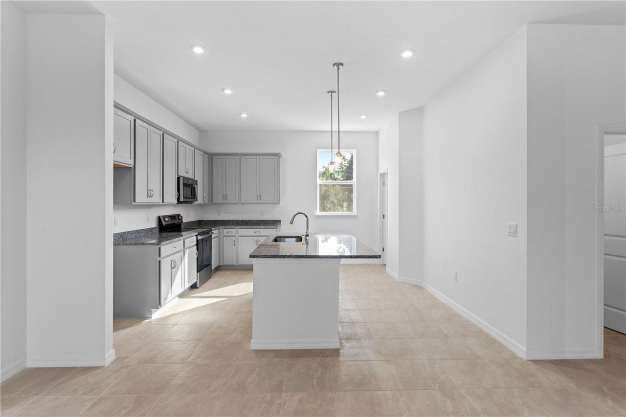 9906 Tate Lane, Westchase, FL 33626 Photo