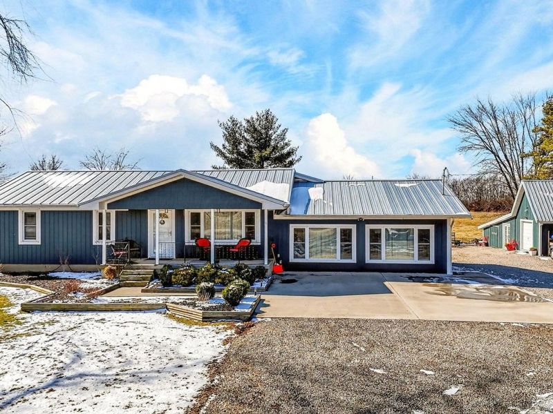 9895 Winchester Southern Road, Stoutsville, OH 43154 Photo 4